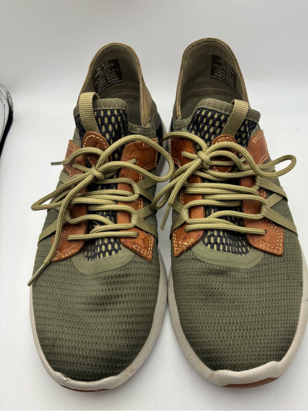 OluKai Mio Li Sneakers Men’s 8.5 Olive Green Mesh Lace Up Comfort Walking Shoes - Picture 2 of 6